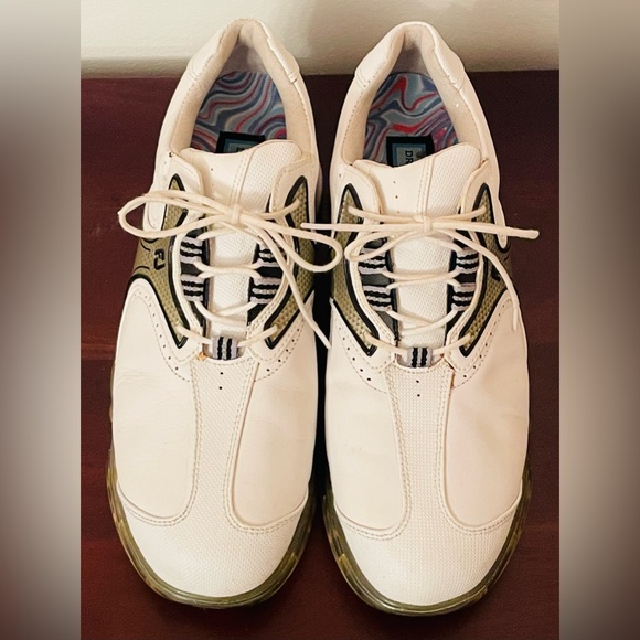 Men's FootJoy DryJoys Tour Golf Shoes White And Gold Size 8 Medium 99123 - Picture 2 of 8